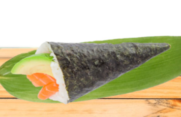 Temaki de Salmon con Aguacate (1p)